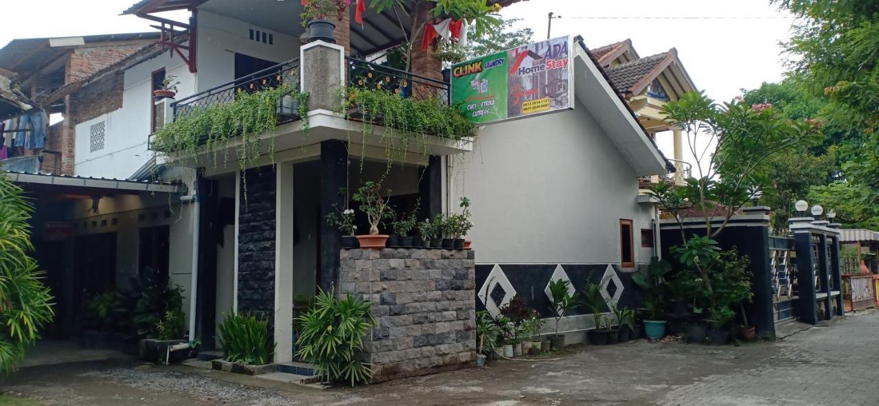 Ada Homestay Magelang Eksteriør bilde