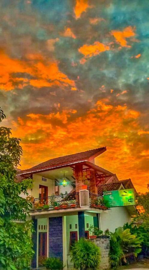 Ada Homestay Magelang Eksteriør bilde