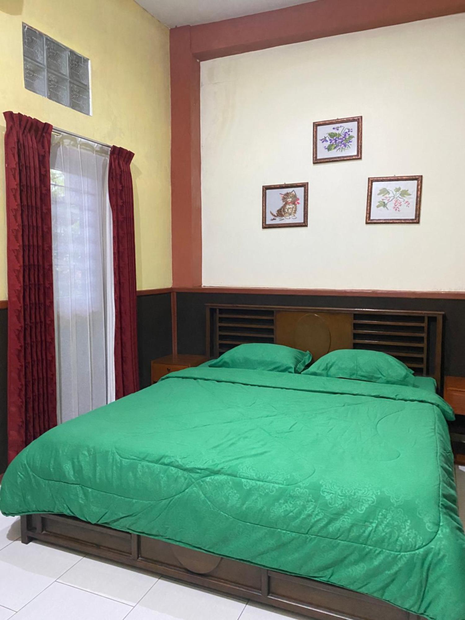 Ada Homestay Magelang Eksteriør bilde