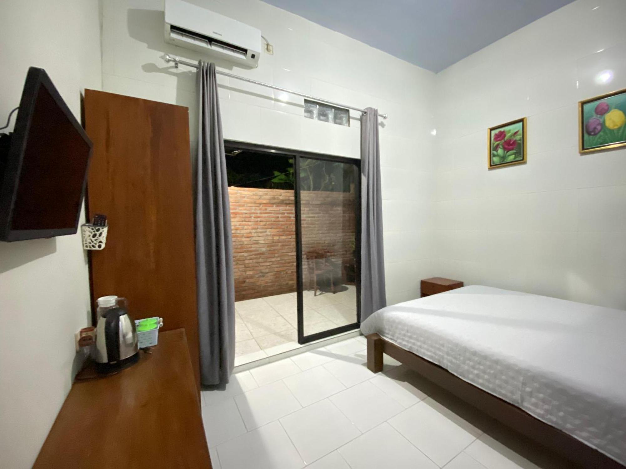 Ada Homestay Magelang Eksteriør bilde