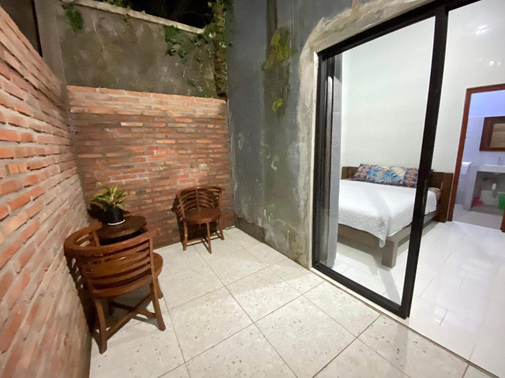Ada Homestay Magelang Eksteriør bilde