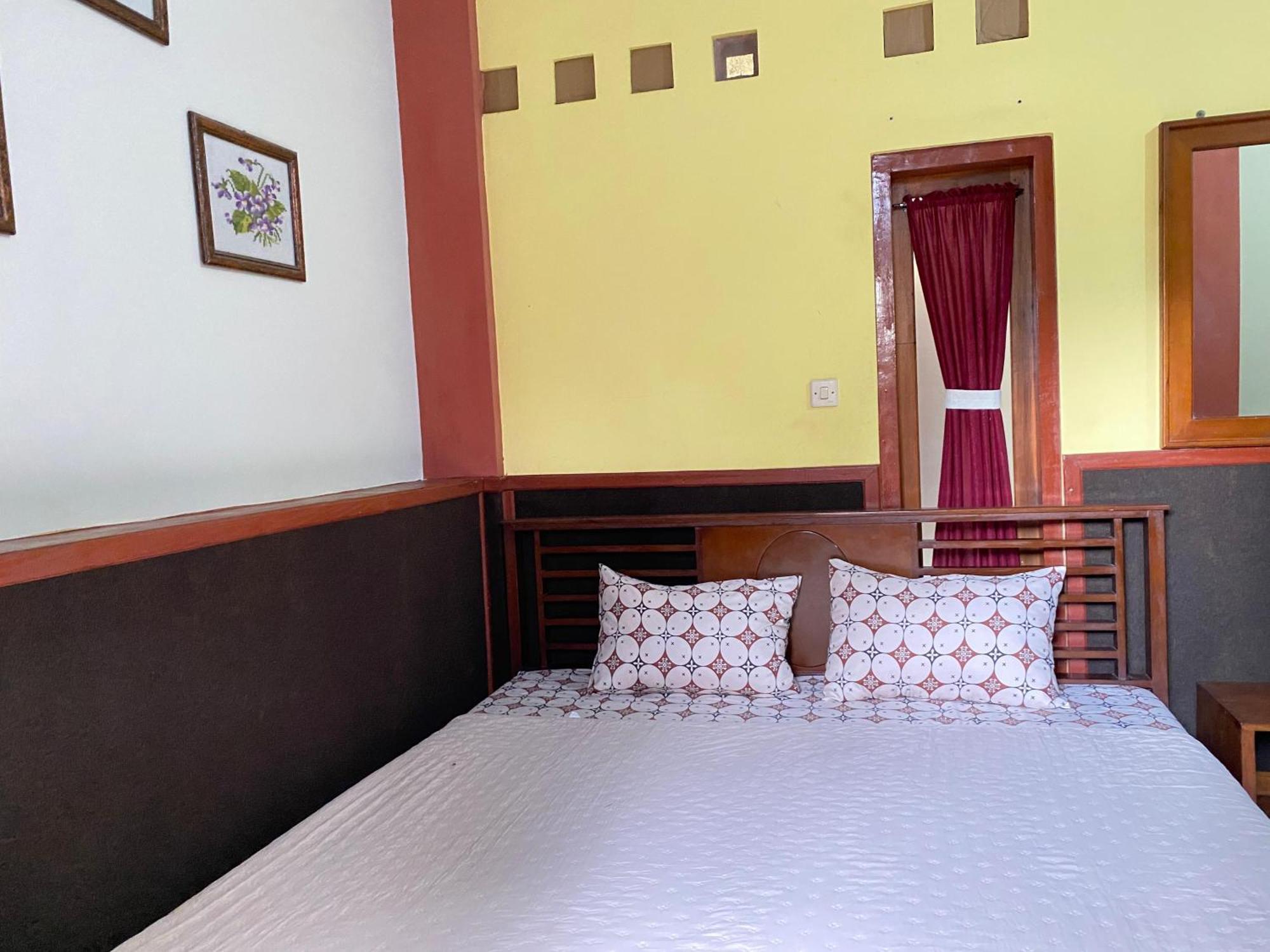 Ada Homestay Magelang Eksteriør bilde