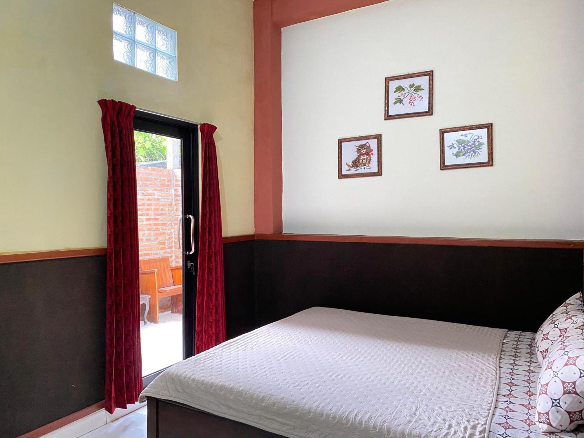 Ada Homestay Magelang Eksteriør bilde
